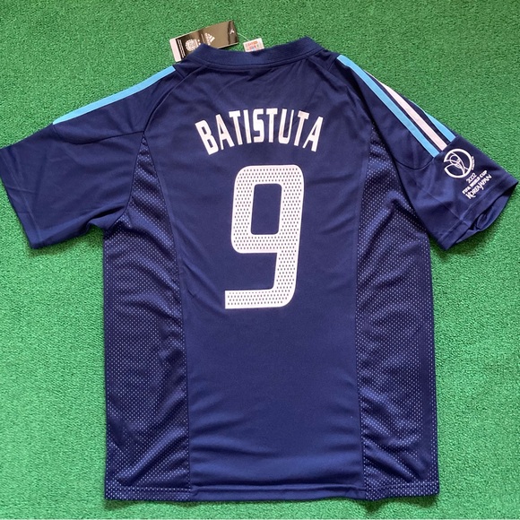NWT Argentina 2002 Away Jersey with World Cup Patches “BATISTUTA 9” (Large) - Picture 5 of 6